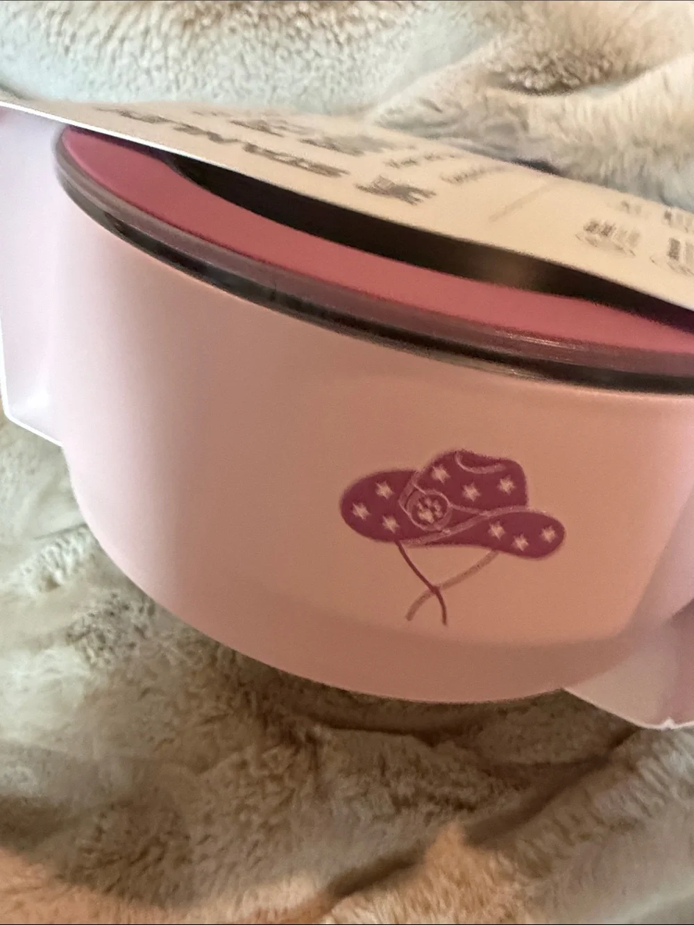 Stanley Pet Bowl in Pink with Splash-Proof Lid